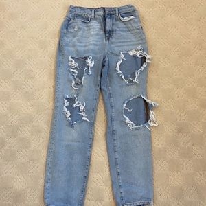 BDG Boyfriend Jeans